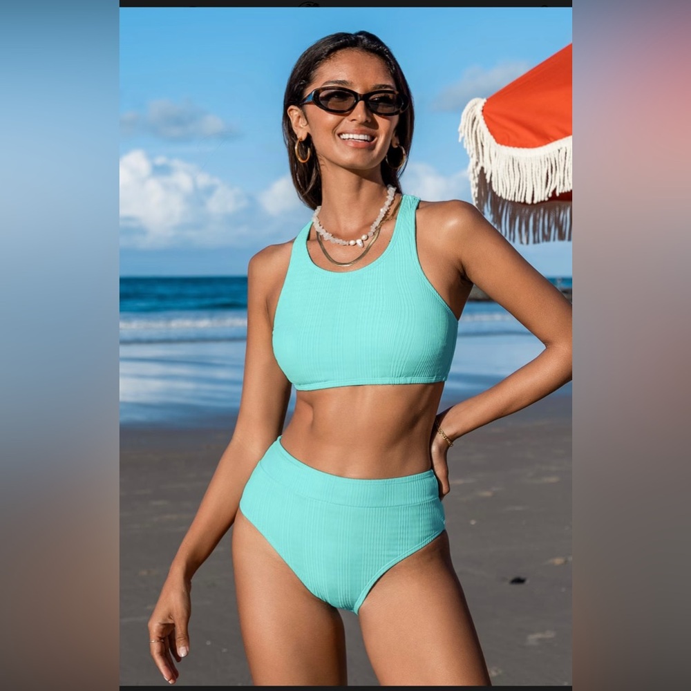 {Cupshe} Aqua Sporty Crossback Bikini Top & High-Rise Bottoms Set